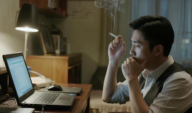 老公带第三者回家过夜8岁儿子：妈妈别哭看我怎么收拾他们