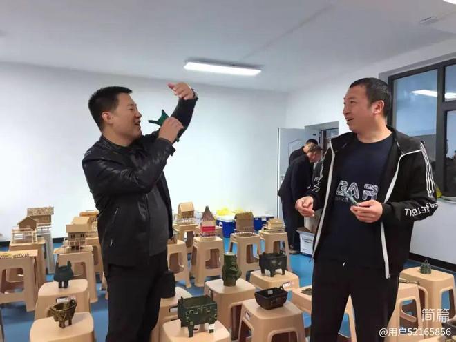 巧手制文物匠心通古今——秀中七年级历史手工制作活动纪实